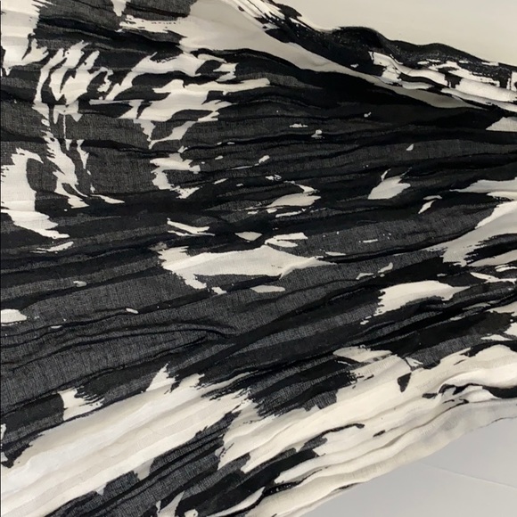 Scarf - Picture 2 of 2